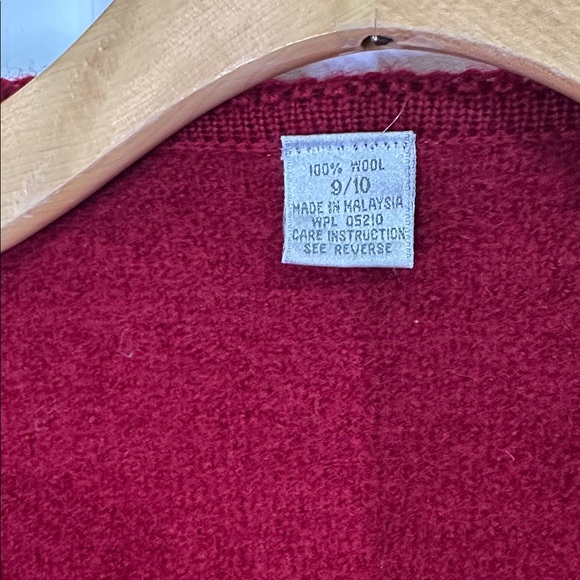 Vintage 100% Wool Cropped Cardigan – Deep Red / Burgundy (Size 7/8) - Picture 3 of 5